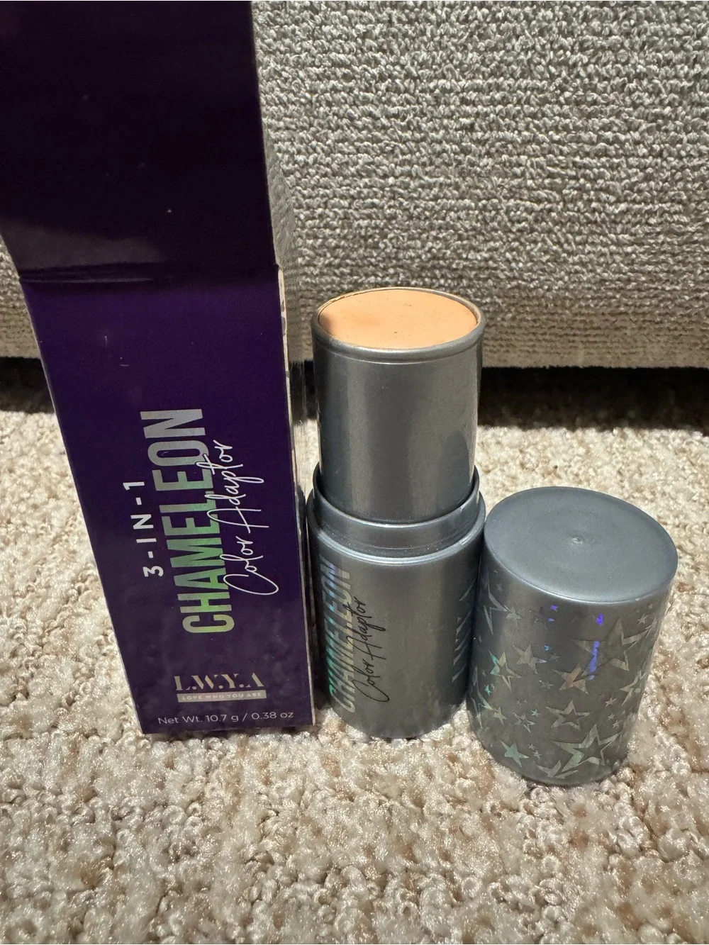 3-in-1 Chameleon Cream Highlighter Stick & Belle Powder Brush